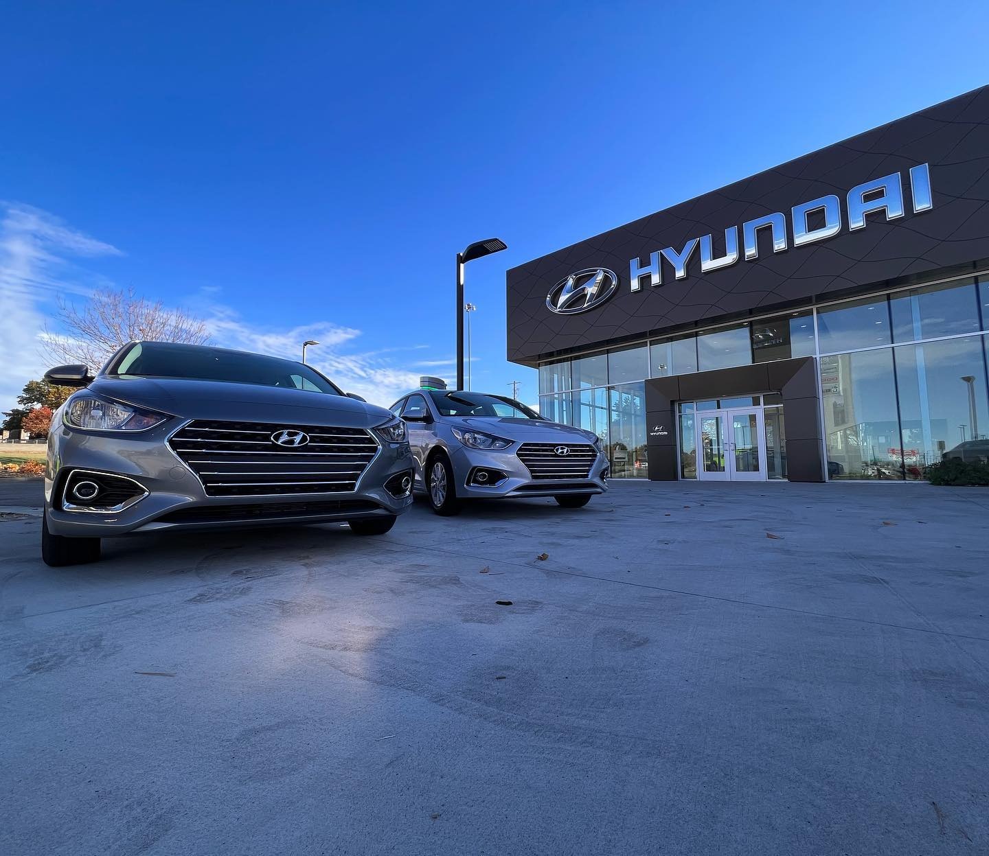 REED HYUNDAI OF KANSAS CITY - Merriam KS - Hours, Directions, Reviews ...