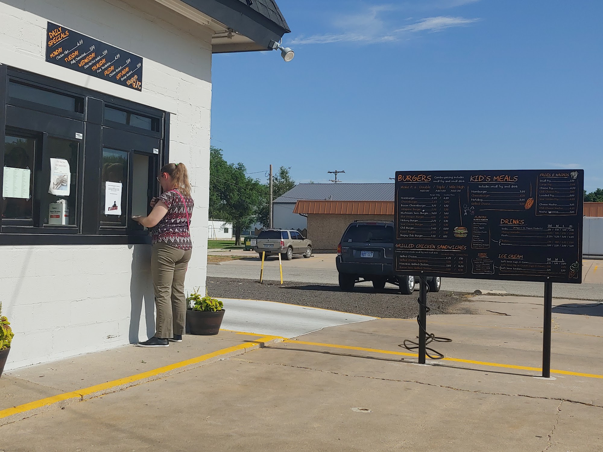 Bogey’s Junior, South Hutchinson - Menu, Reviews (71), Photos (19
