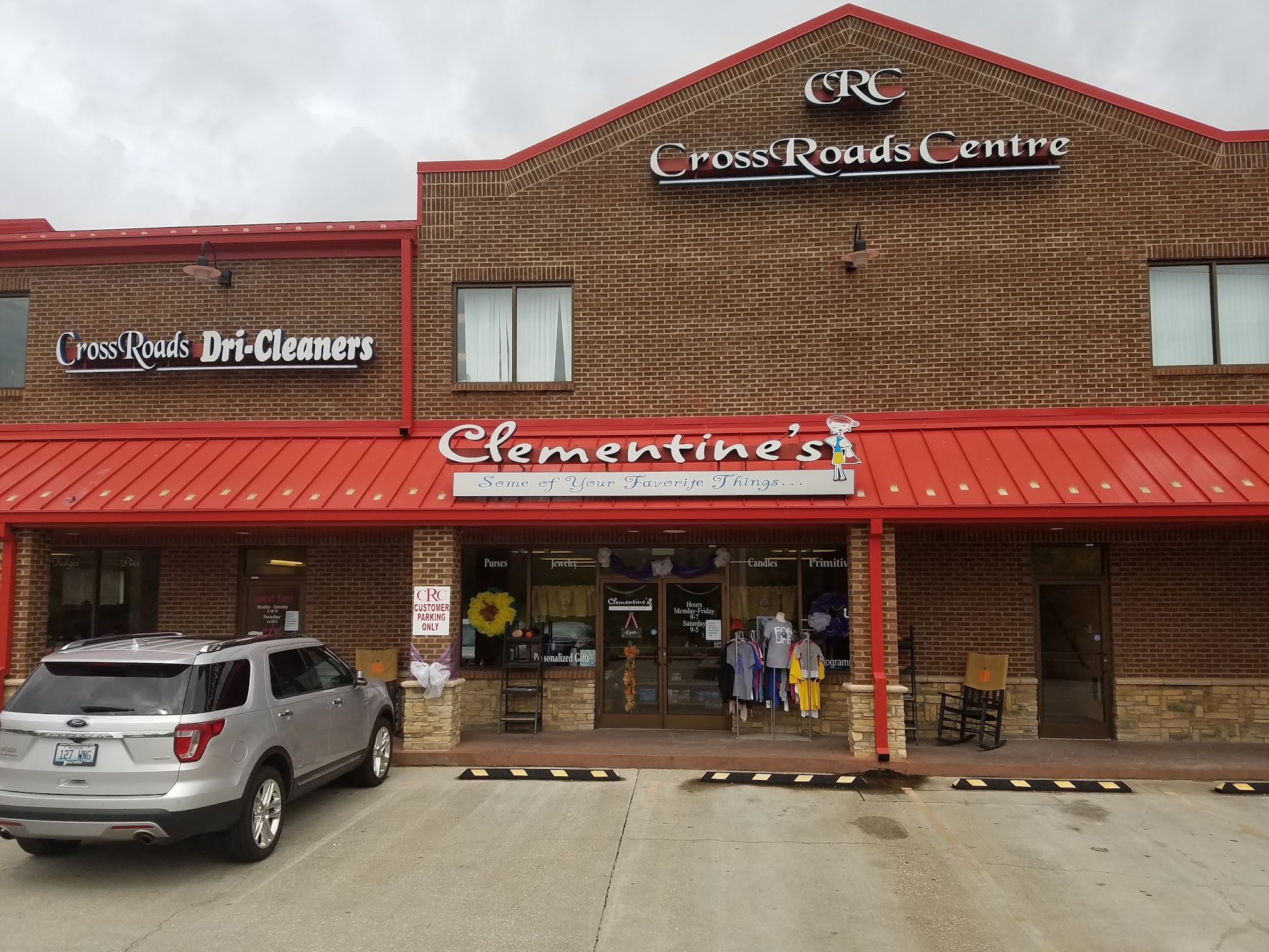 Clementine's 221 S Main St, Stanton Kentucky 40380
