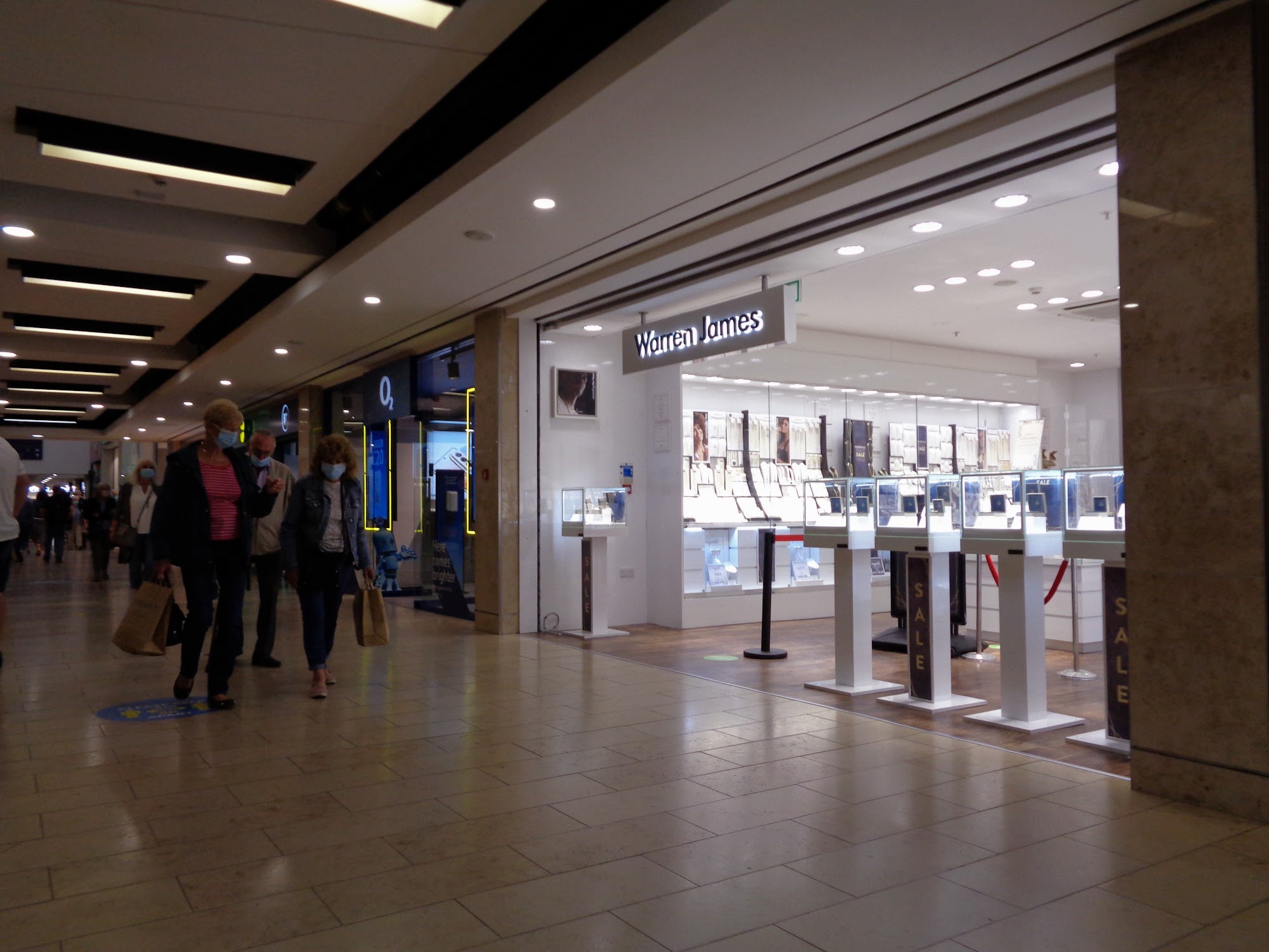 Warren James Jewellers - Blackpool Houndshill Shopping Centre