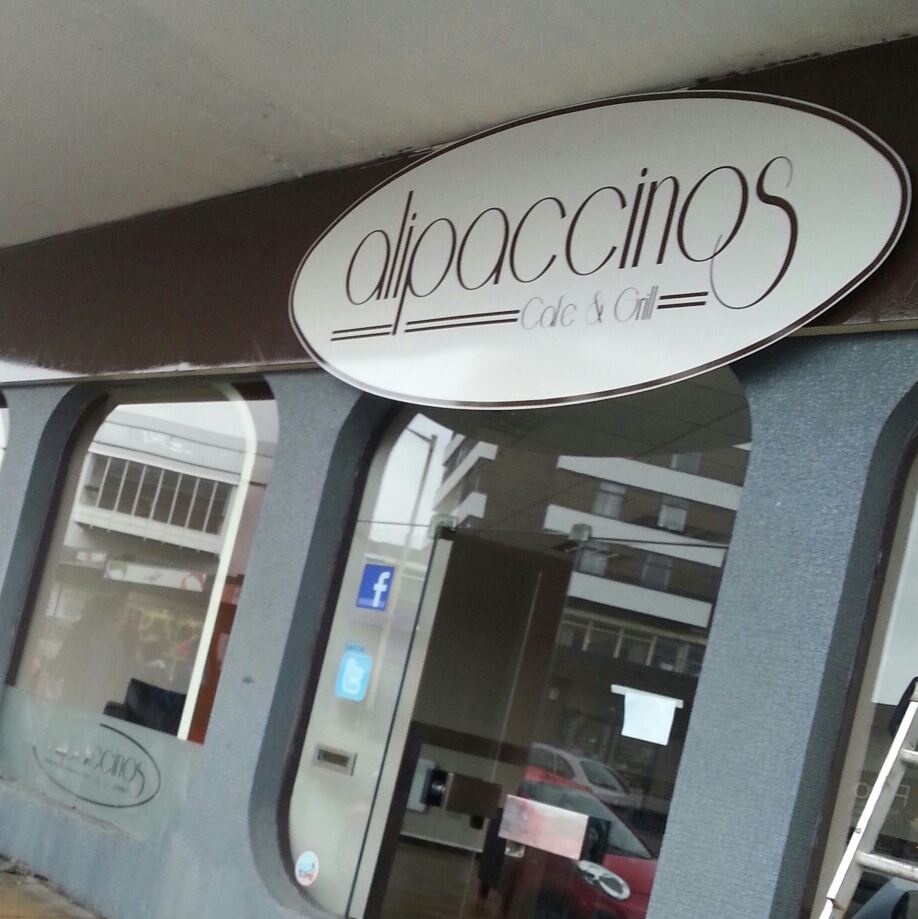 Alipaccinos Cafe And Grill