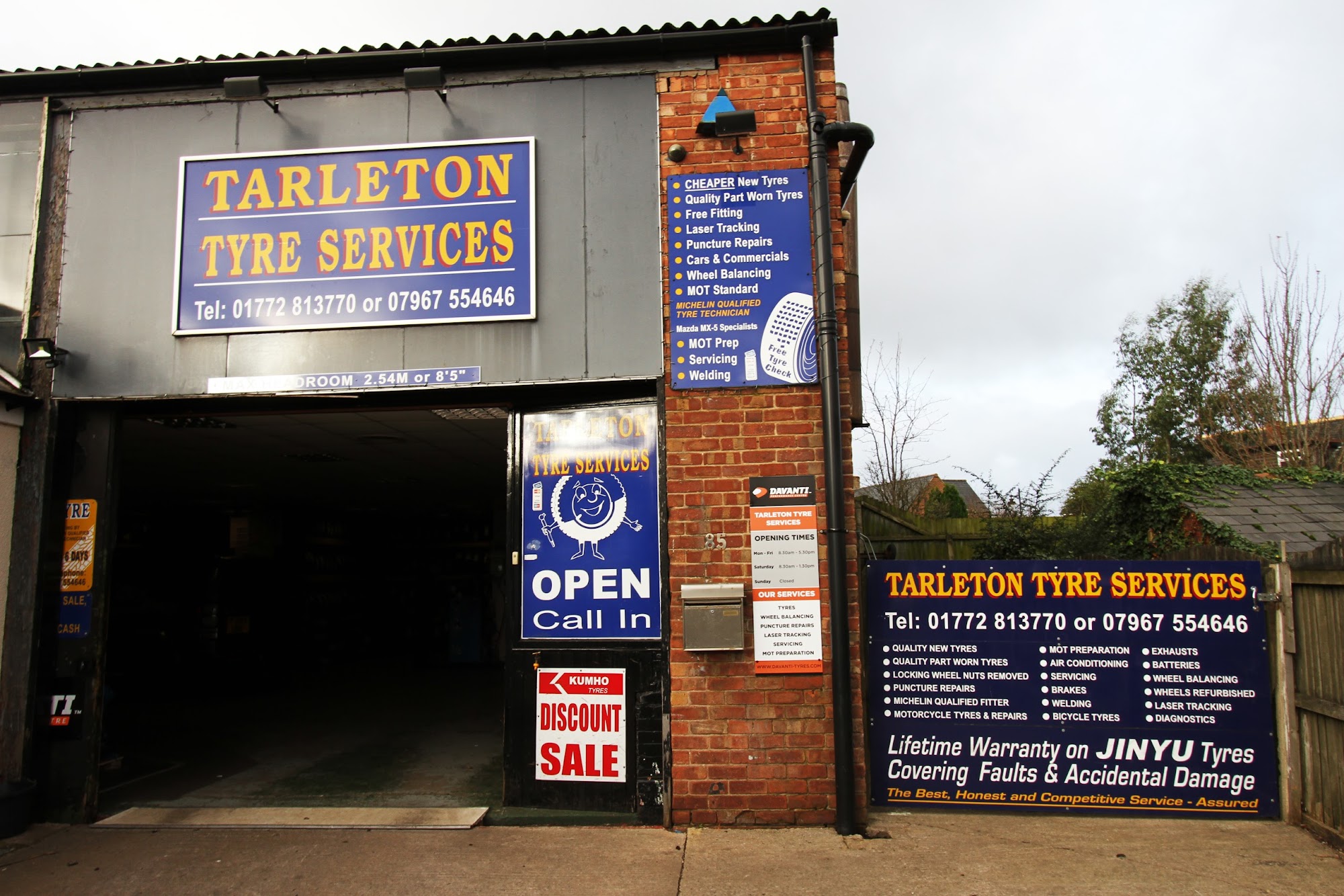 Tarleton Tyre Services