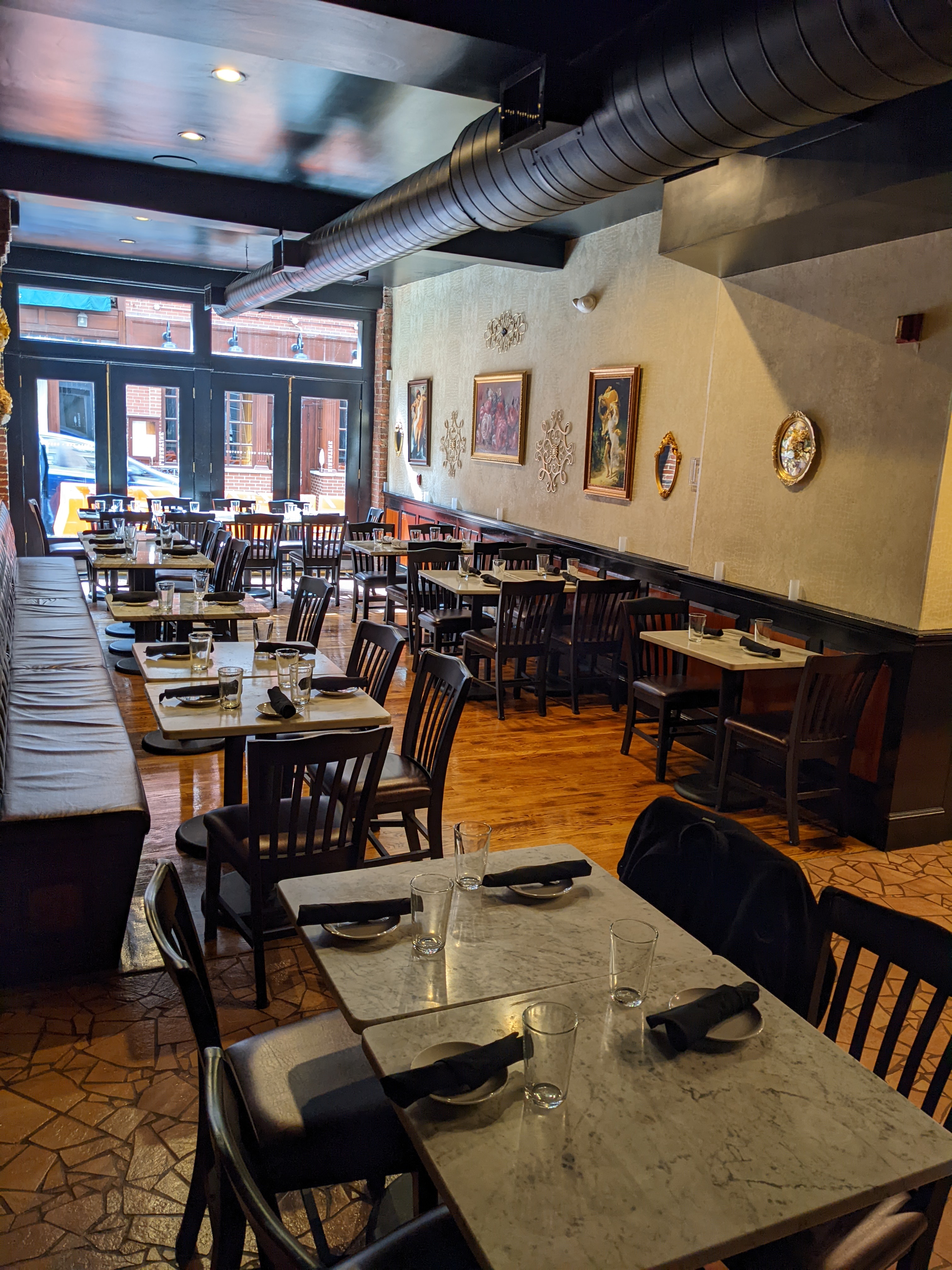Photo credit: restaurantji
