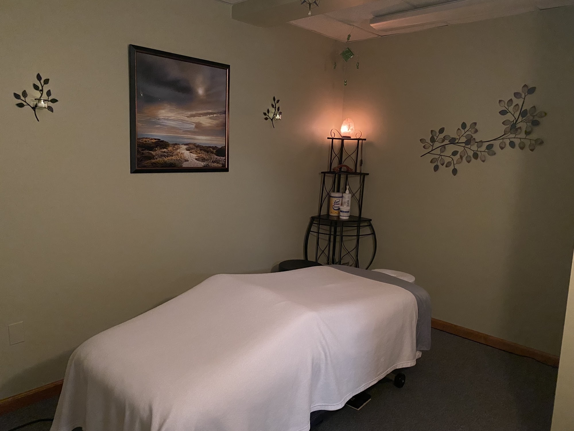 Lynn Labelle Massage Therapist 733 Chapin St UNIT 204, Ludlow Massachusetts 01056