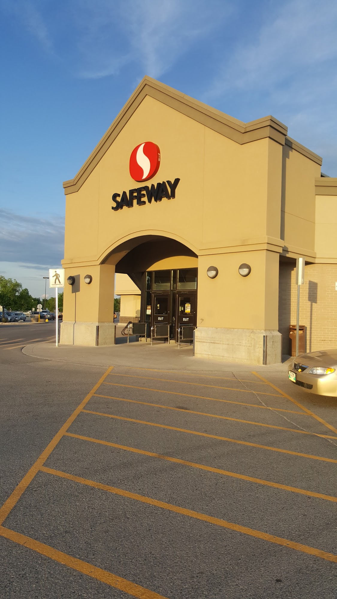 safeway-charleswood-centre-3900-grant-ave-winnipeg-mb-hours