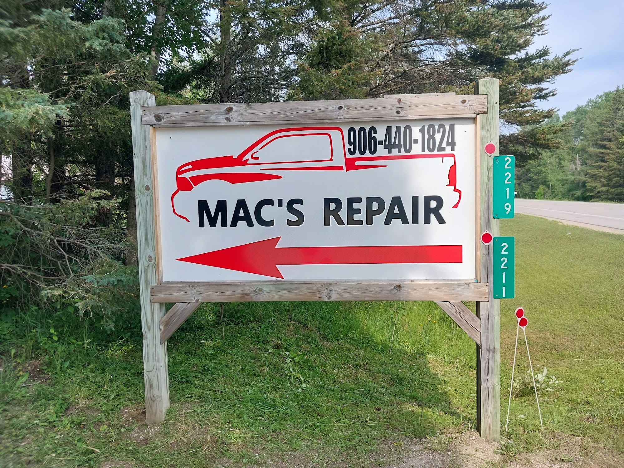 Mac's Repair 2211 M-134, Cedarville Michigan 49719