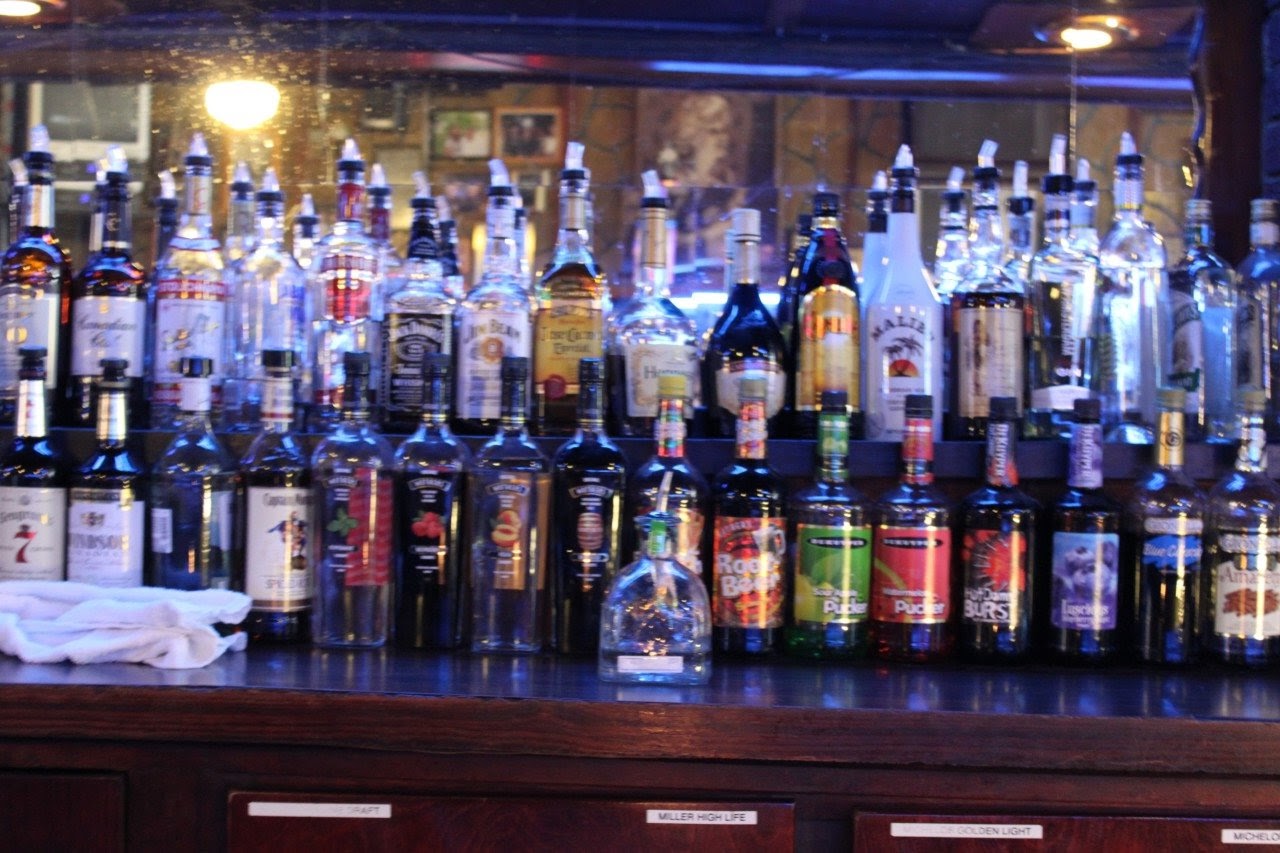 Born's Bar, Saint Paul Reviews (66), Photos (10) Restaurantji