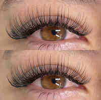 The Lash Lounge MS Lash Extensions