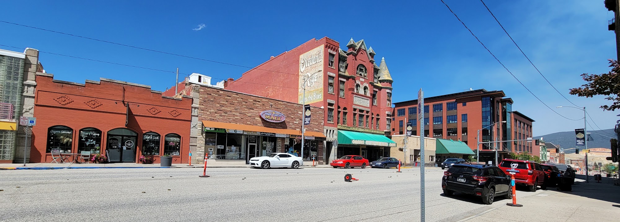 Abracadabra Nail & Hair Salon