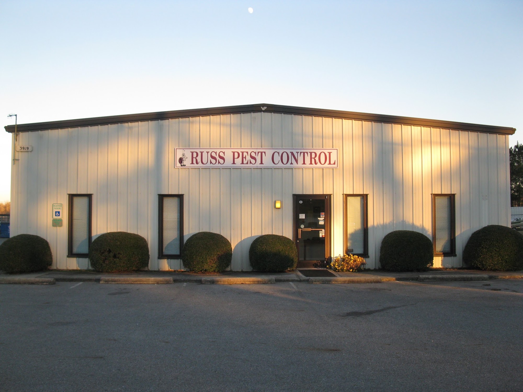 Russ Pest Control 3919 N Lee St #3027, Ayden North Carolina 28513