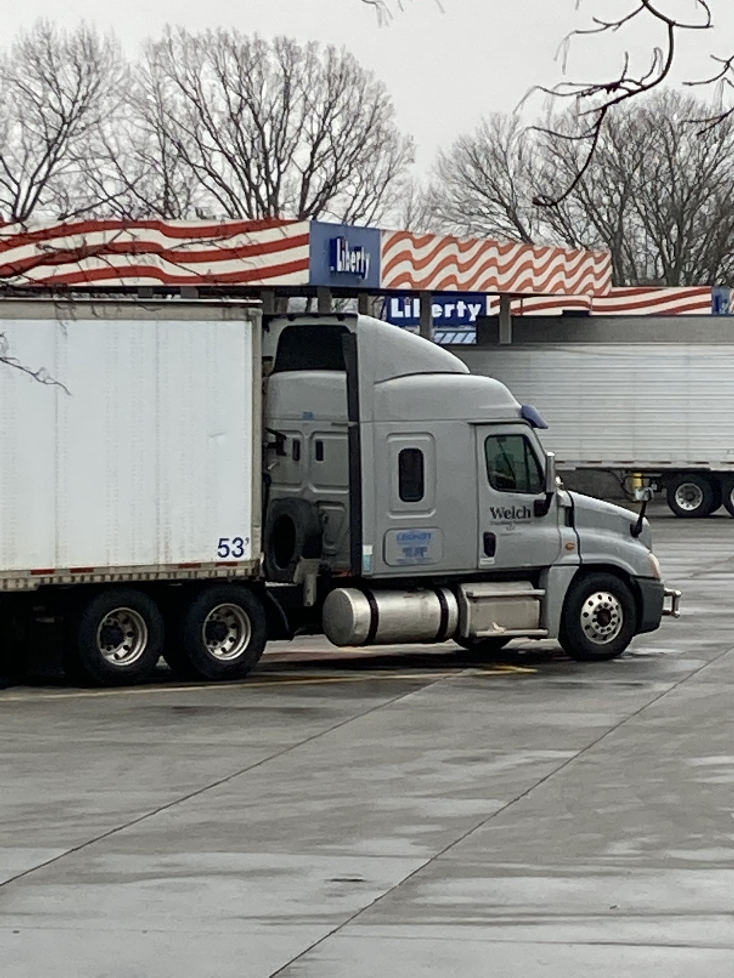 Welch Trucking Service LLC