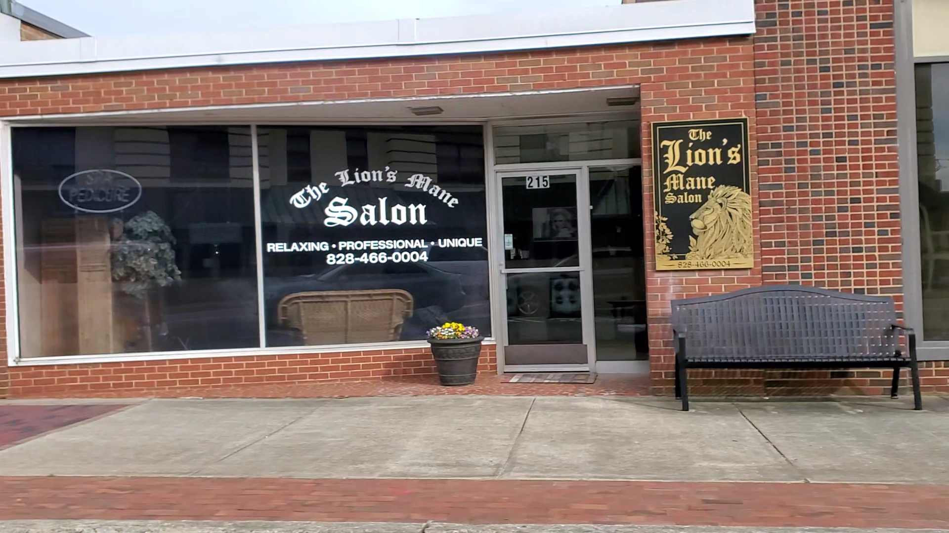 Lion's Mane Salon & Gifts 215 1st Ave S, Conover North Carolina 28613