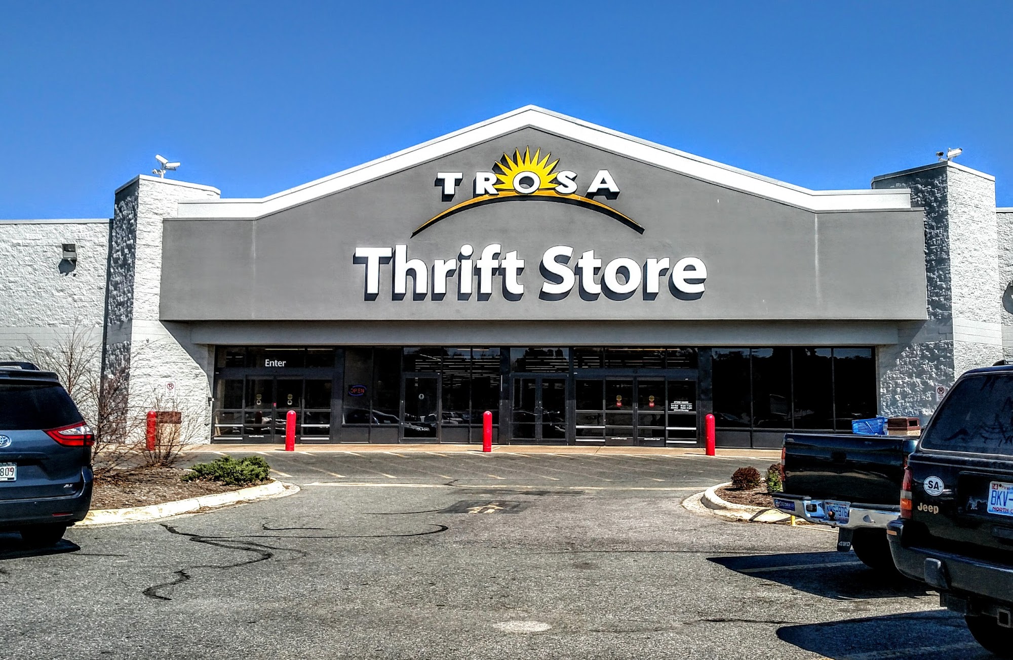 TROSA THRIFT STORE AND DONATION CENTER - Durham NC - Hours, Directions ...