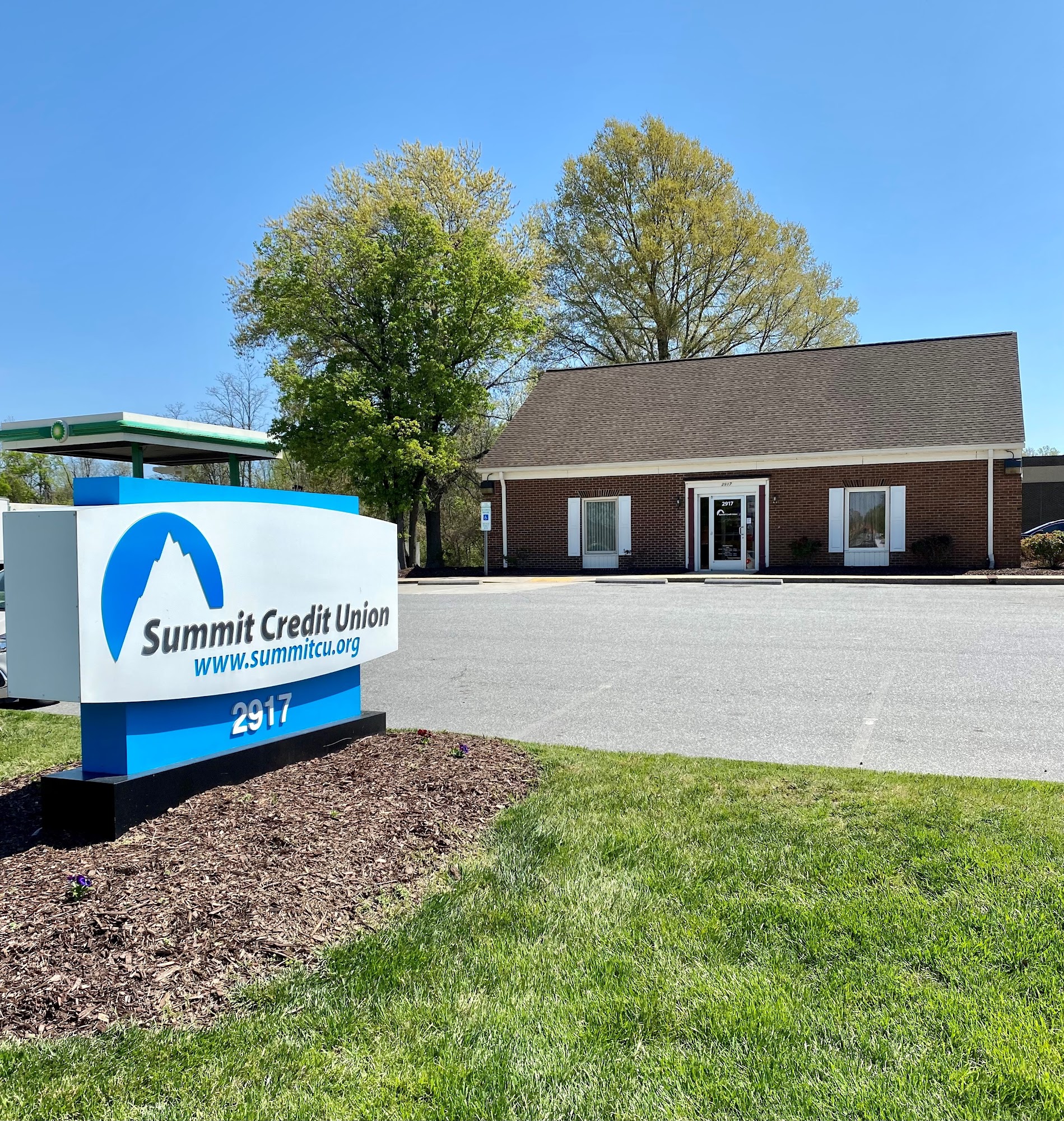 SUMMIT CREDIT UNION Greensboro NC Hours, Directions, Reviews