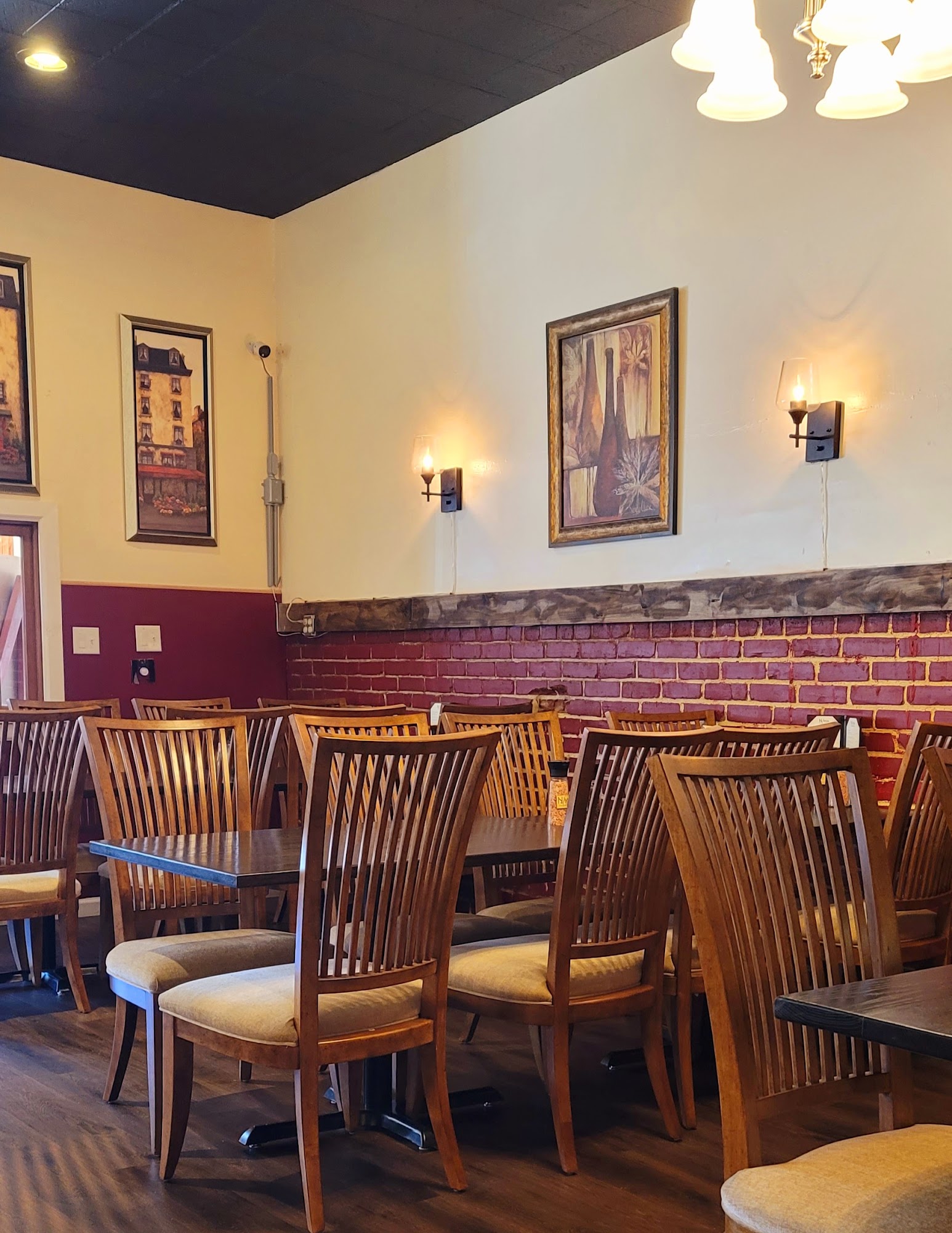 Niki's Italian Bistro