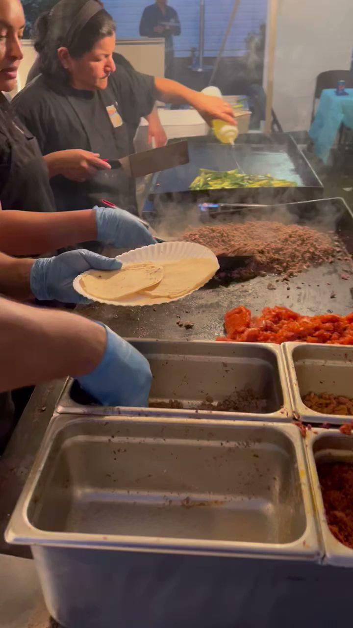 Flores taquizas 114 Woodcroft Ln, Rocky Point, NC 28457