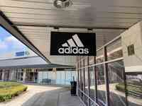 adidas Outlet Store Smithfield