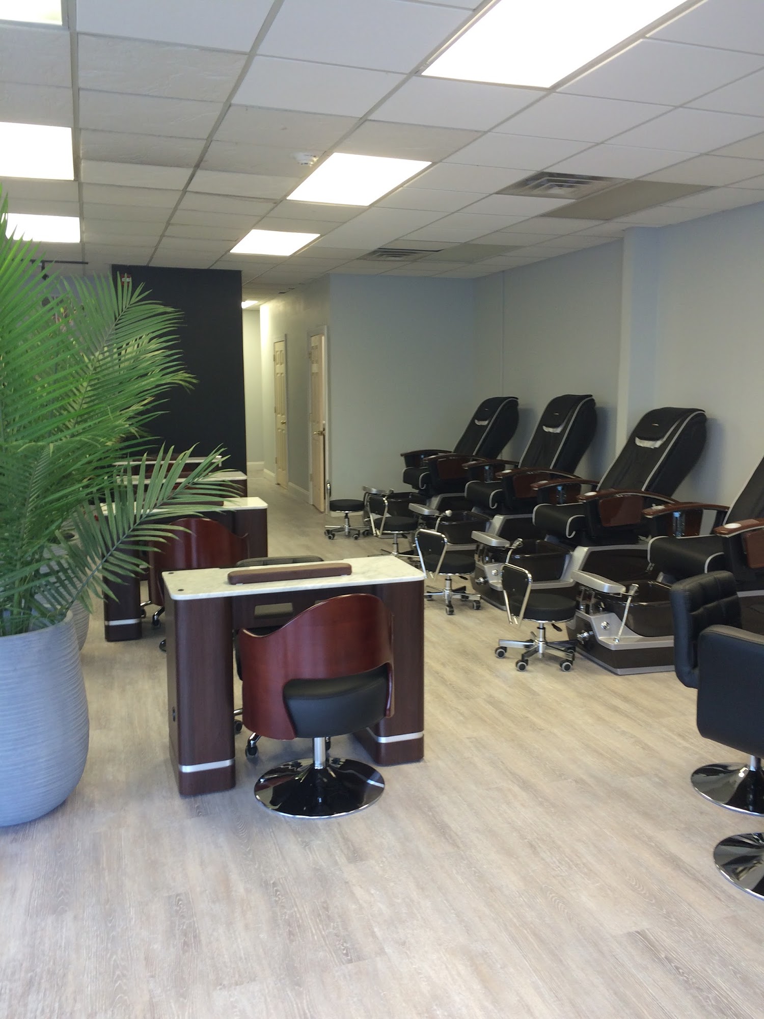 Chanti's salon 320 Main St, Bradley Beach New Jersey 07720