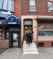 La Unique African American Books & Cultural Center