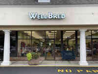 Well Bred - Pet food, supplies, toys & accessories & DOG GROOMERS