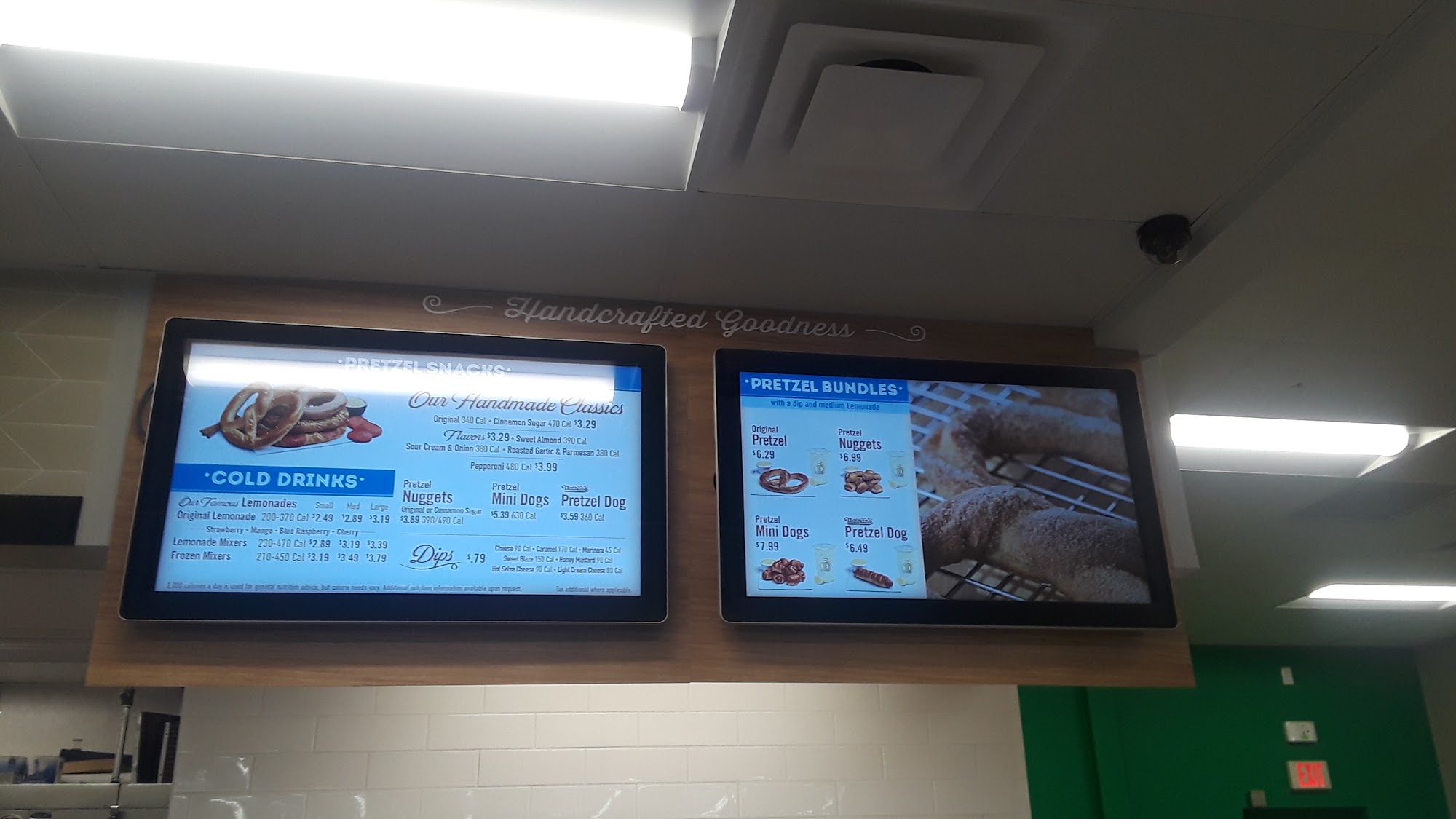 Auntie Anne's Menu