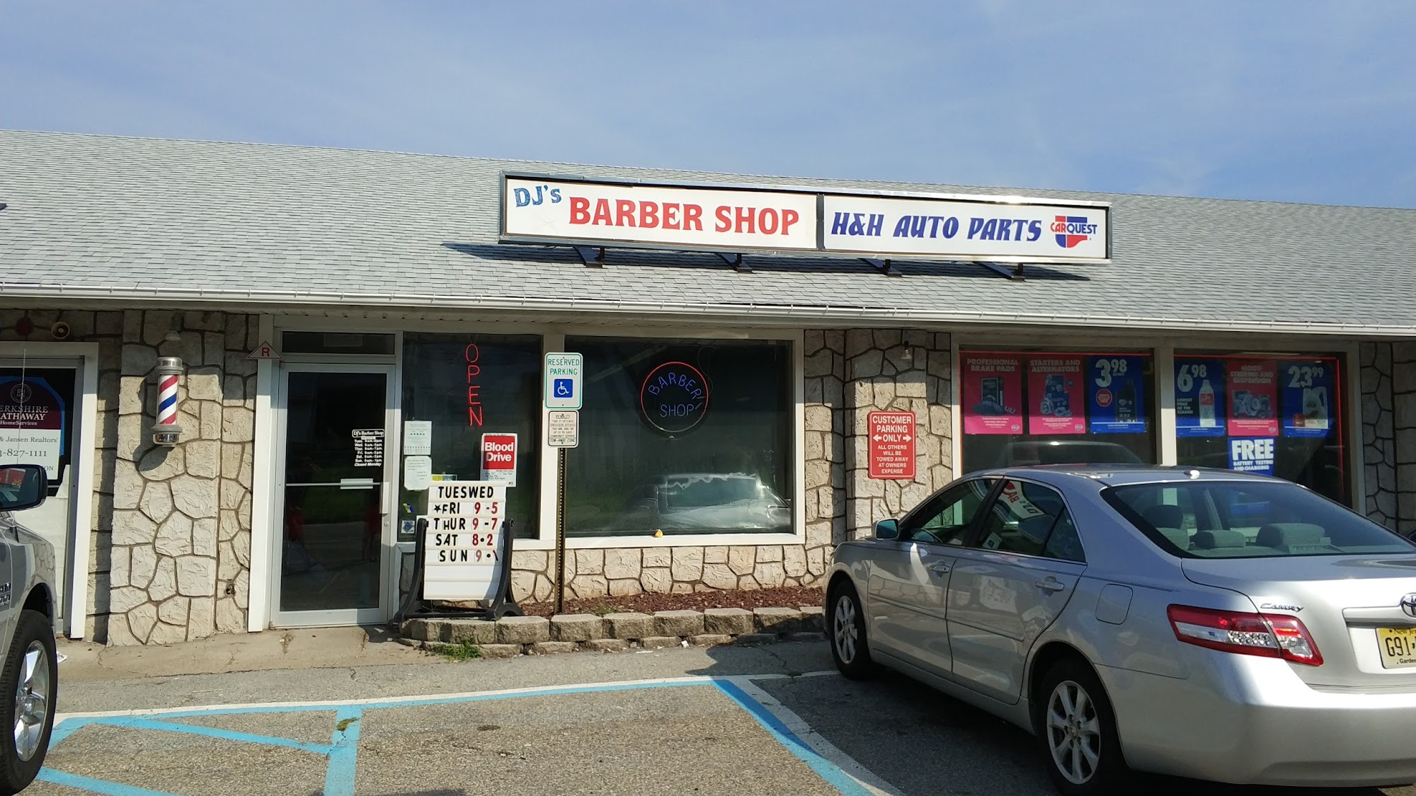 DJ's Barber Shop 287 NJ-94, Vernon New Jersey 07462