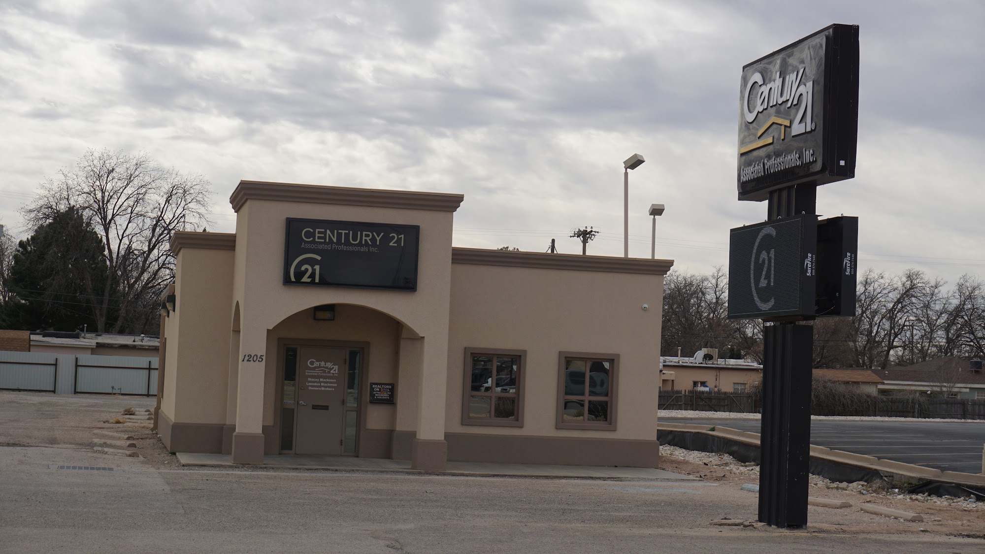 CENTURY 21 Associated Professionals, Inc., Caroline Yeager