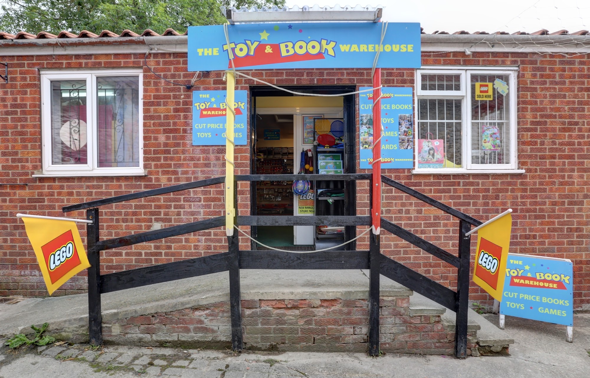 The Toy and Model Warehouse