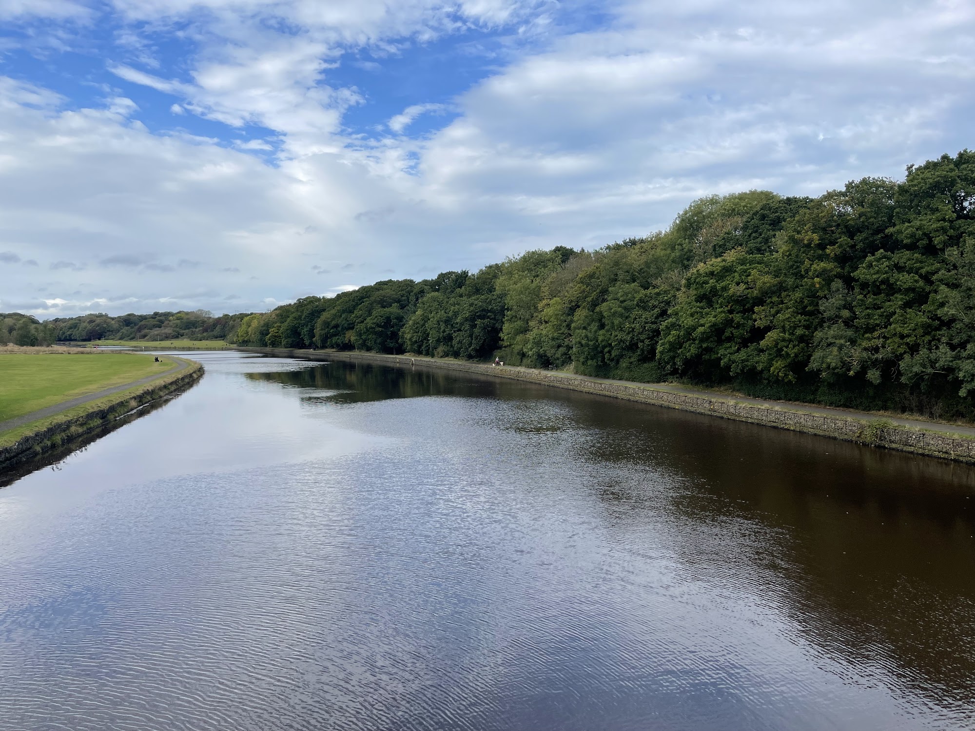 Black Close Bank Car Park