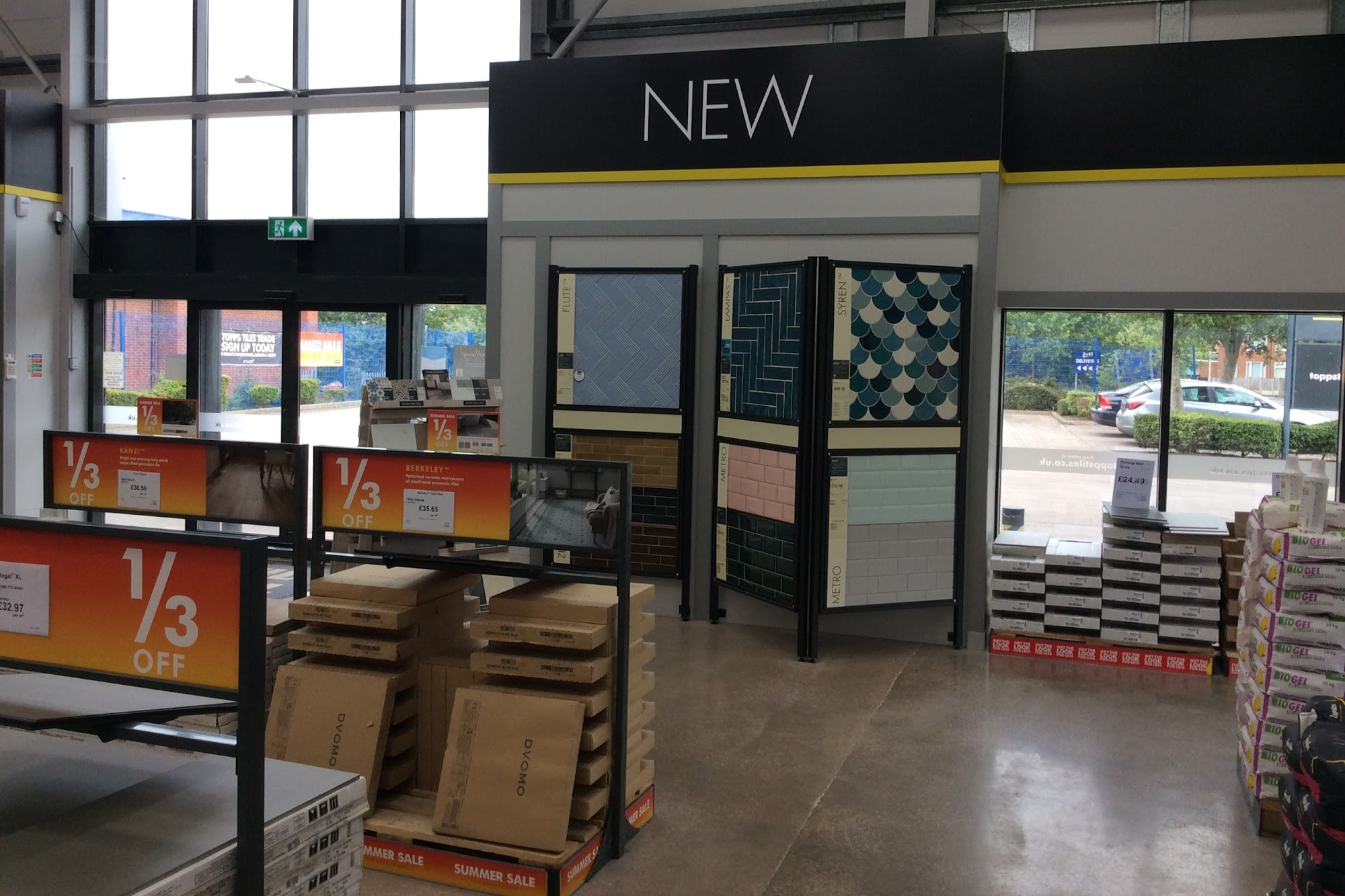 Topps Tiles Mansfield - SUPERSTORE