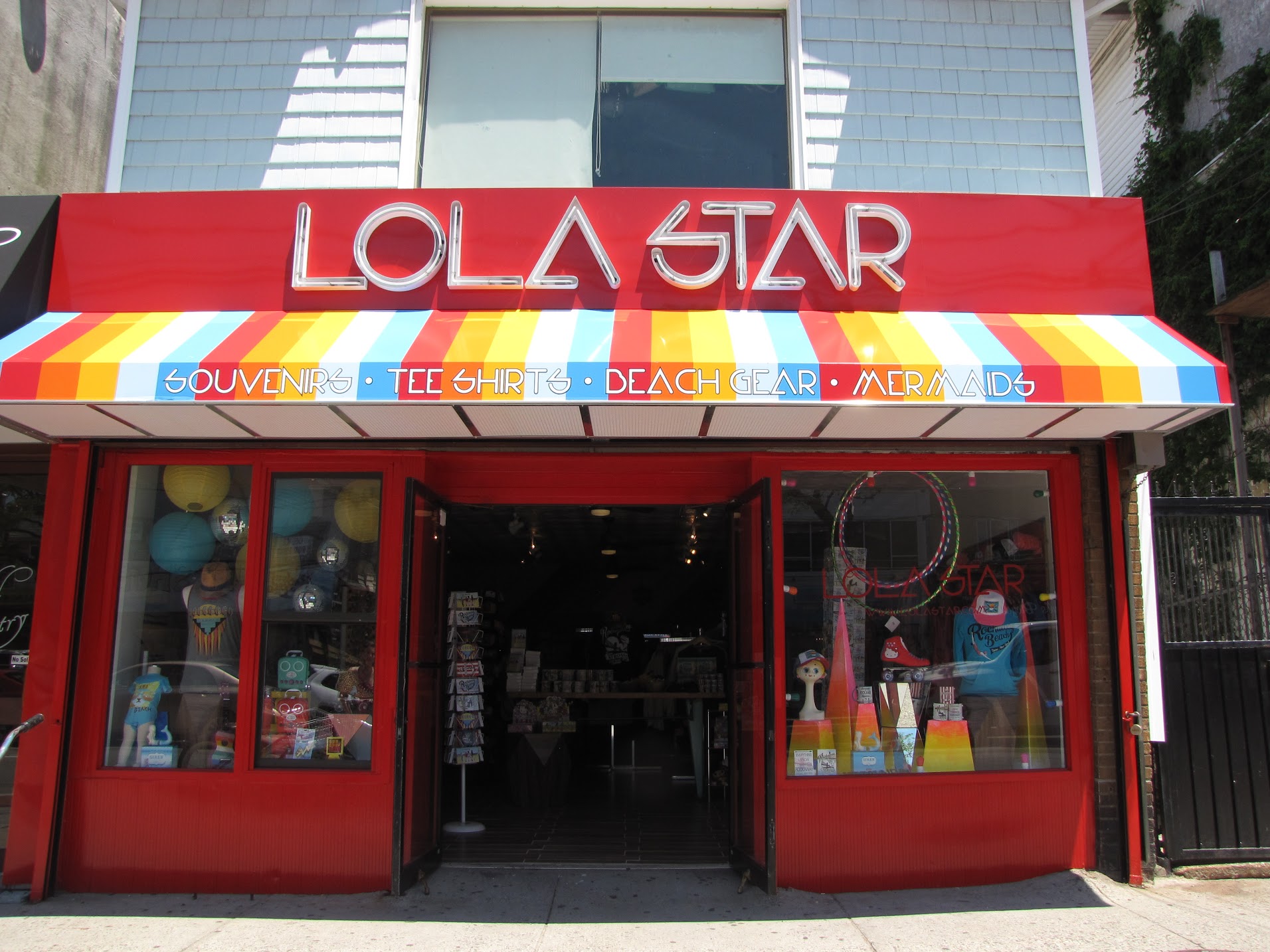 Lola Star's Rockaway