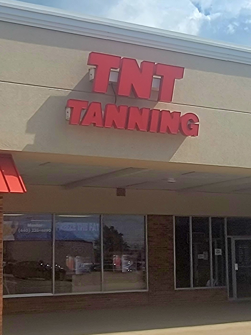T-N-T Tanning Salon 30180 Euclid Ave, Wickliffe Ohio 44092
