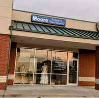 MOORE TAILOR & ALTERATIONS