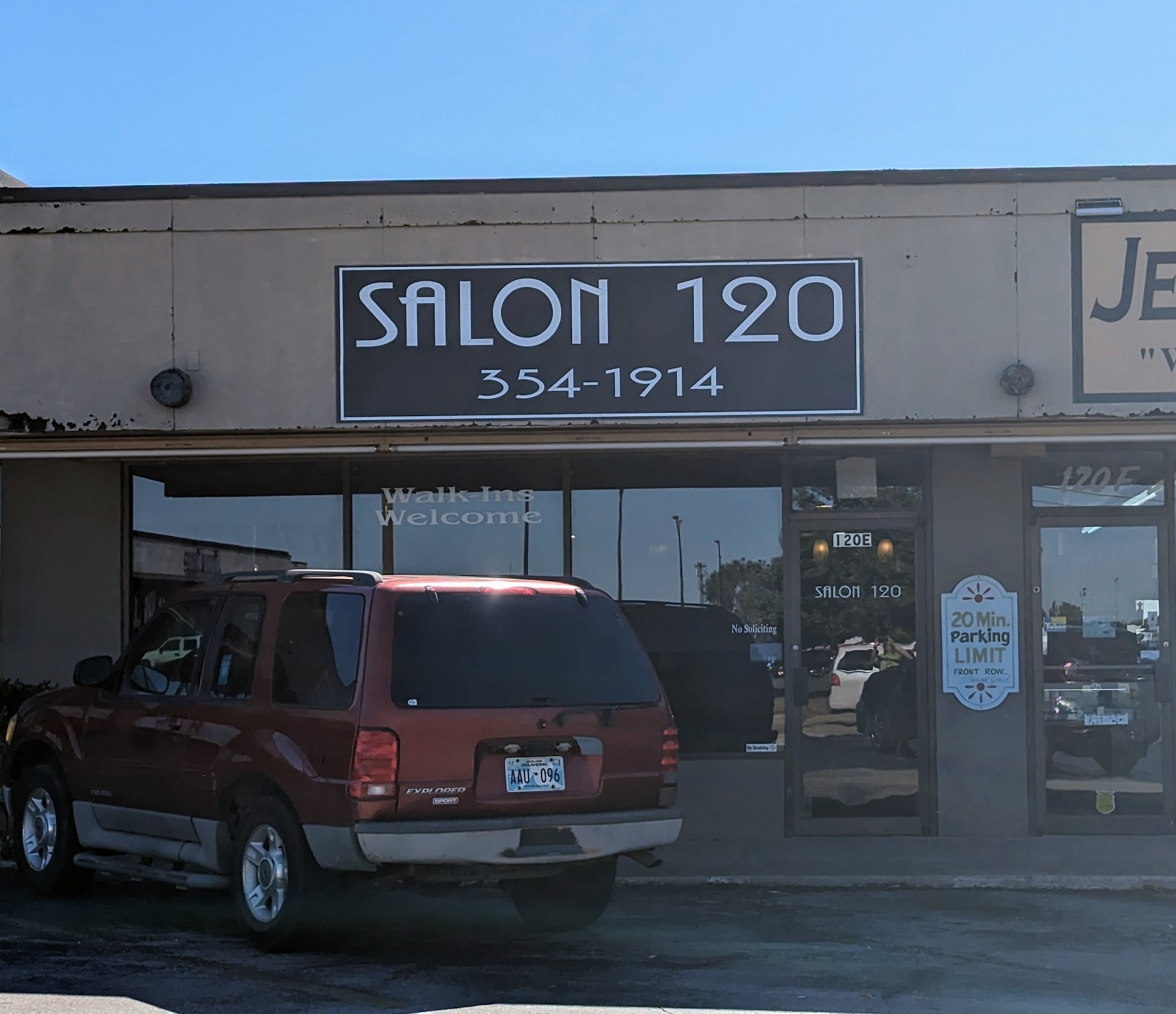 Salon 120