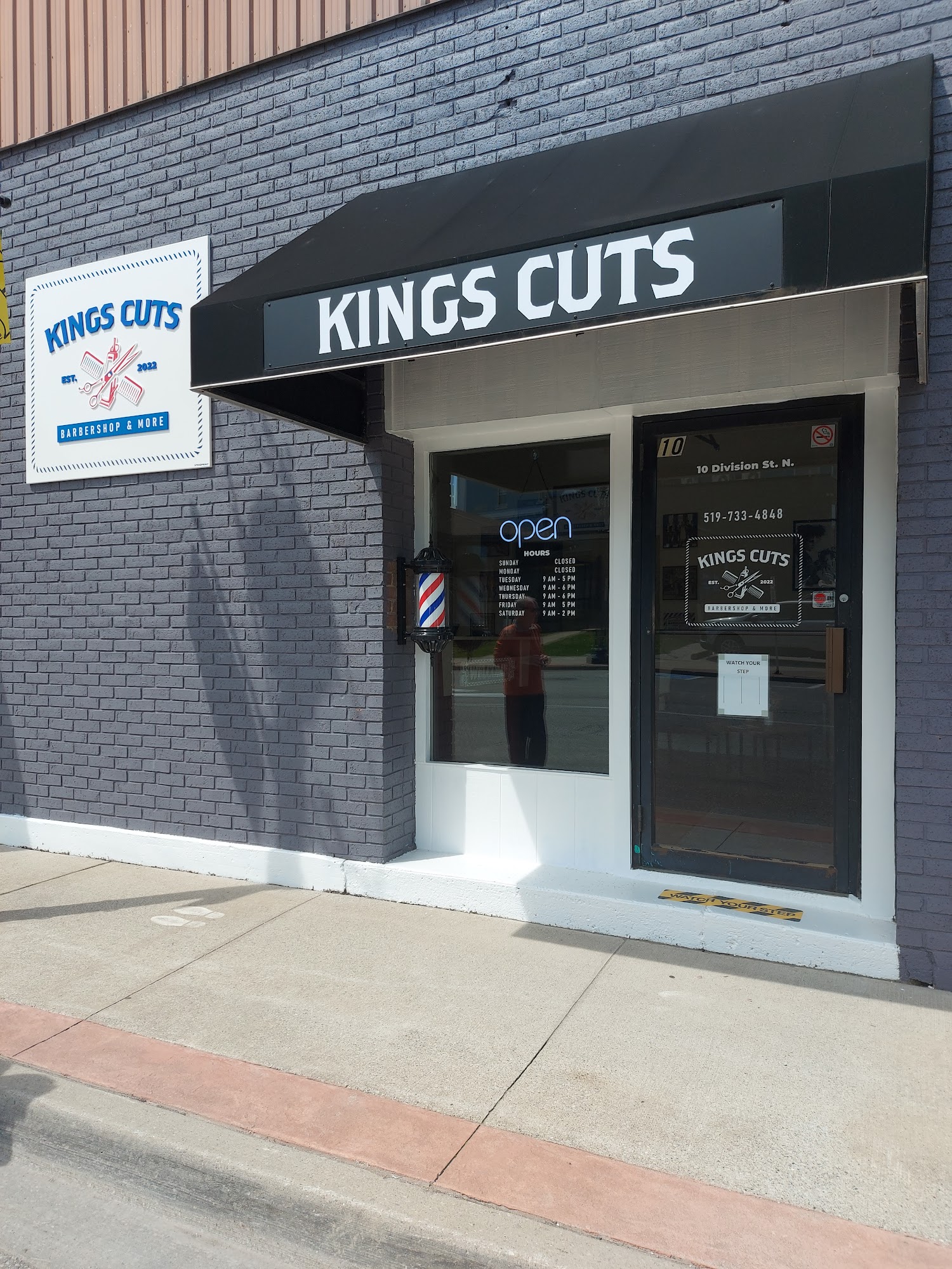 KINGS CUTS Barbershop & More 10 Division St N, Kingsville Ontario N9Y 1C8