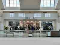 Ricki's - Bayshore Shopping Centre