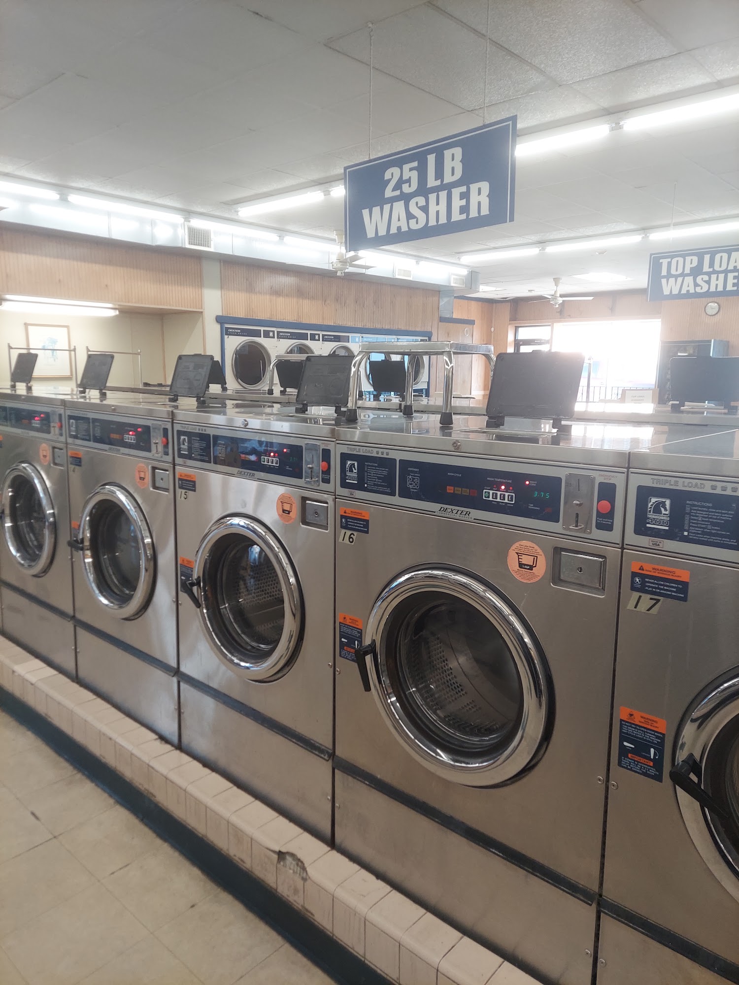 Gearys Laundromat & Drycleanng 3417 Garrett Rd, Drexel Hill Pennsylvania 19026