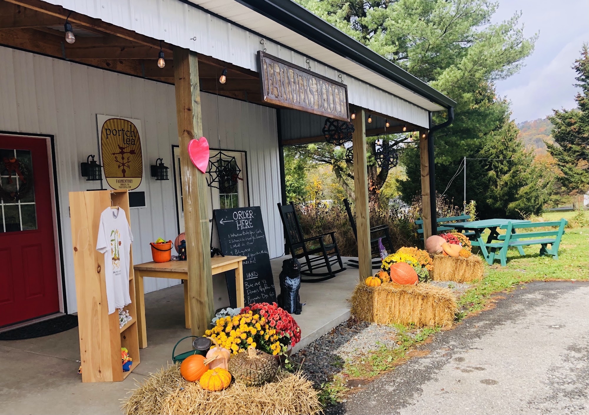 Portch Tea 3502 Main Rd E, Emmaus