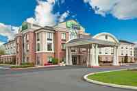 Holiday Inn Express & Suites Quakertown, an IHG Hotel