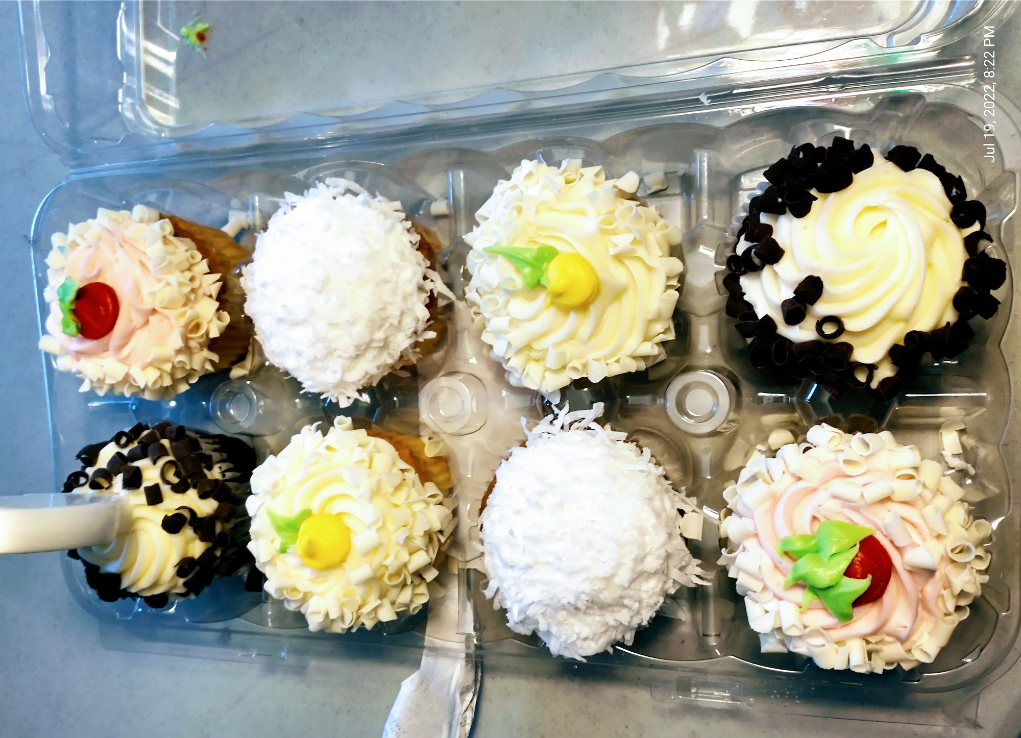 Giant Eagle Bakery West Newton