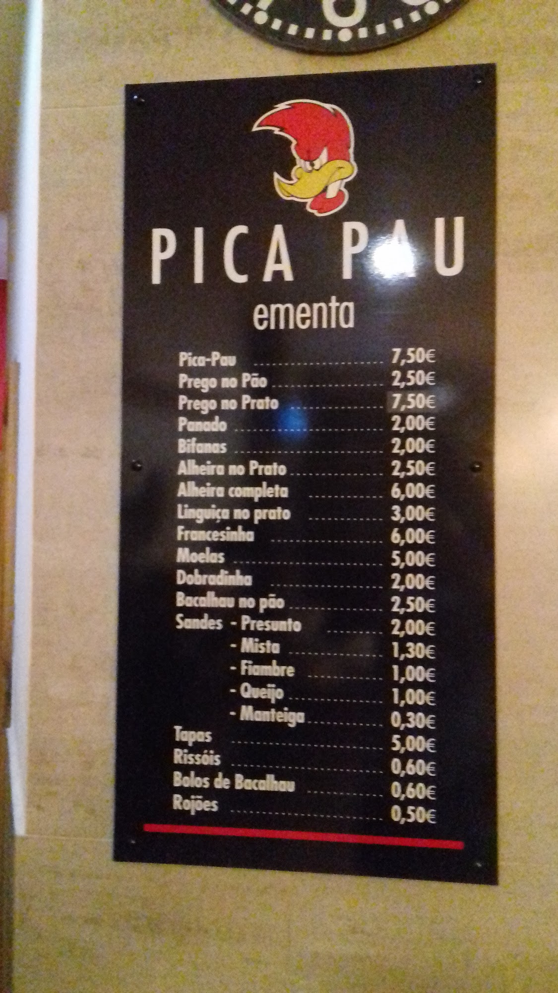 Restaurante e Cafeteria Pica-Pau Menu