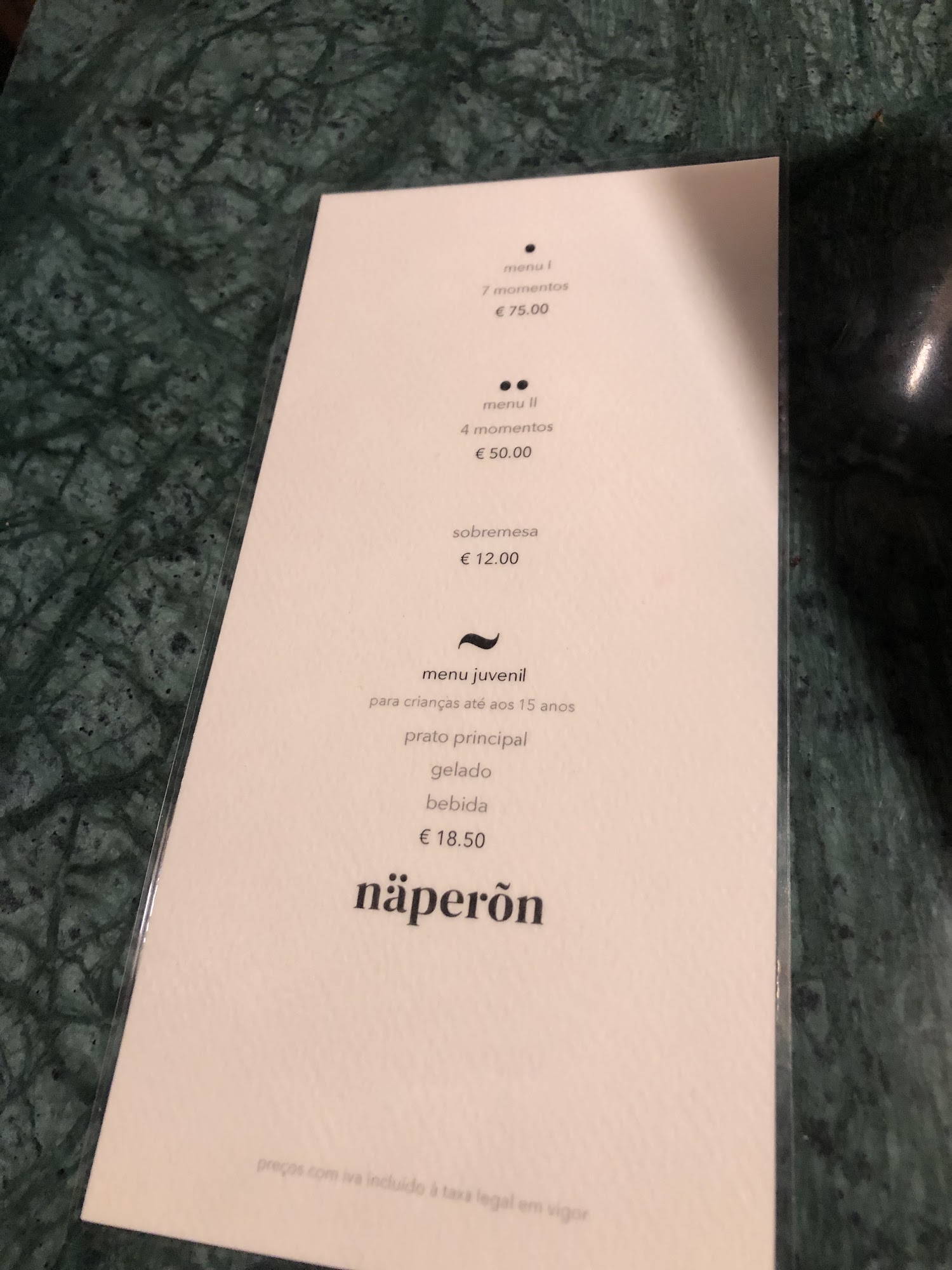 Naperon Menu
