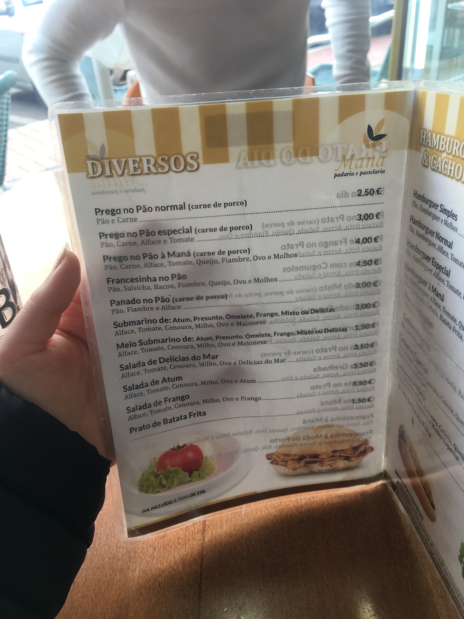 Pastelaria Maná Menu