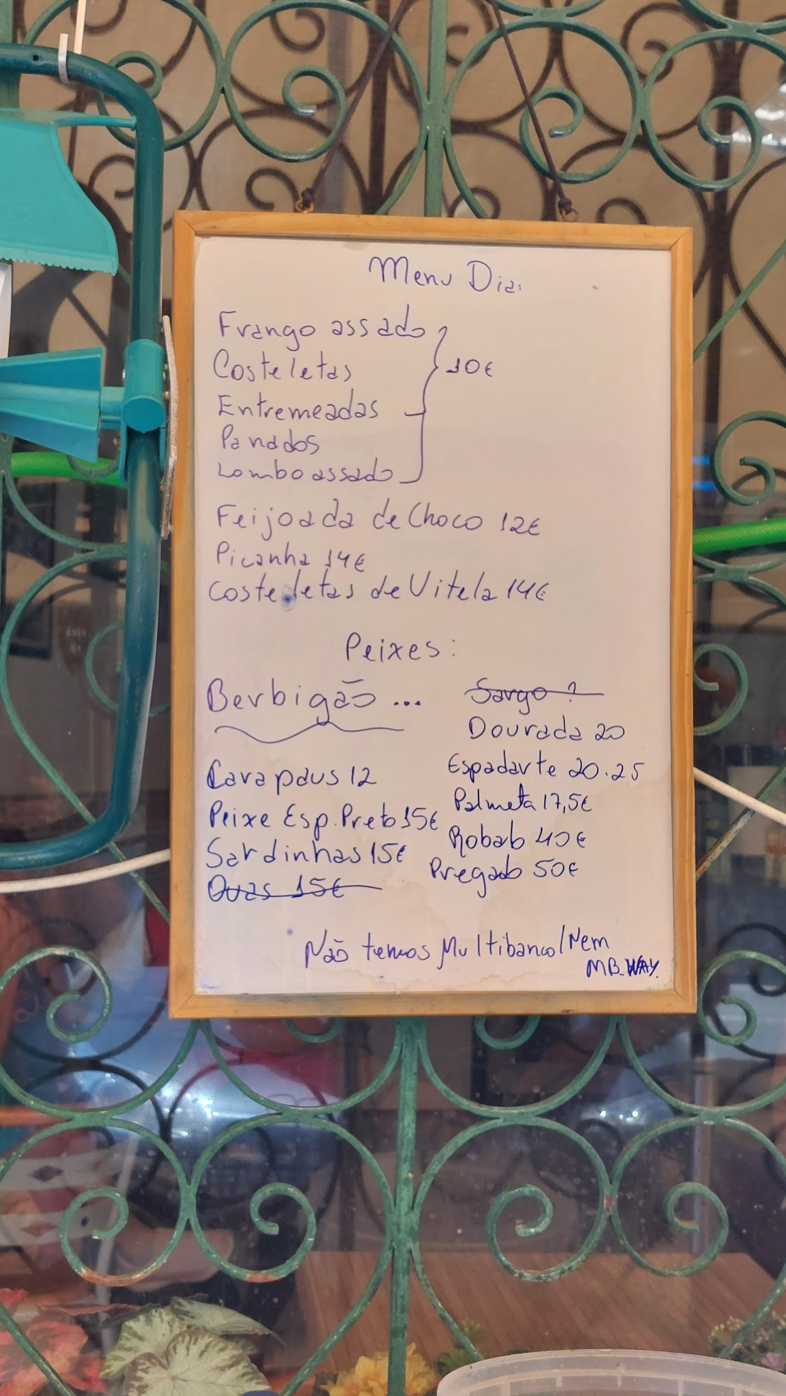 Pérola Dourada Menu