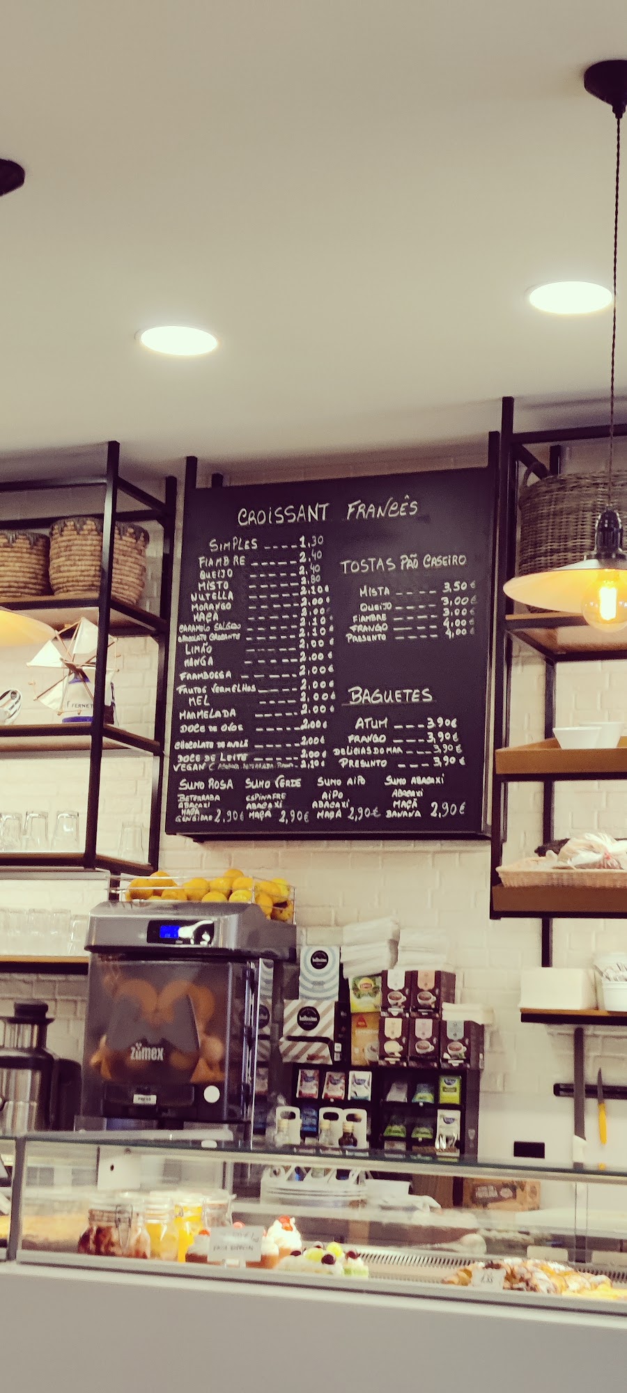 Pastelaria Dom Vasco Menu