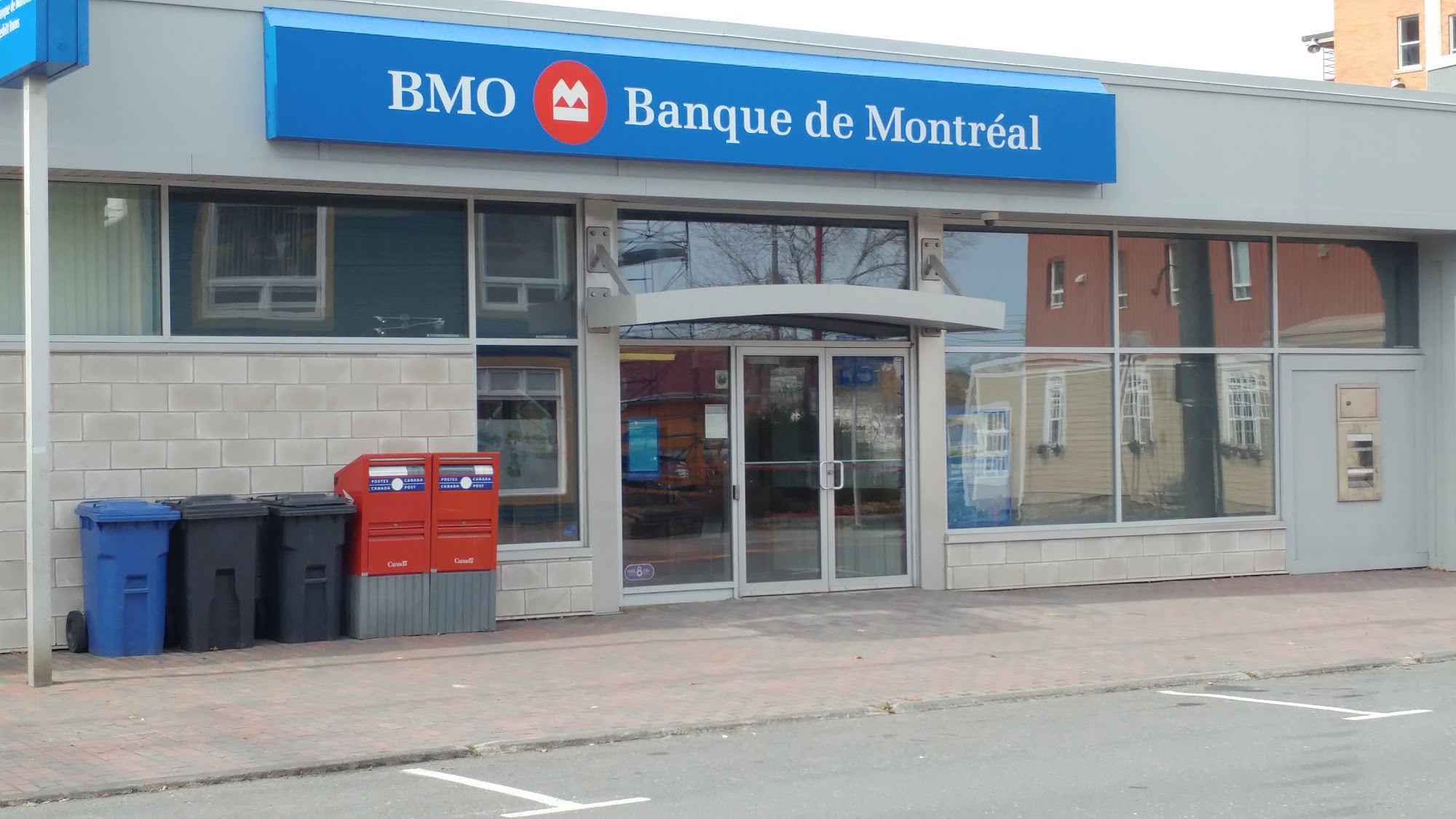 BMO Nesbitt Burns Inc