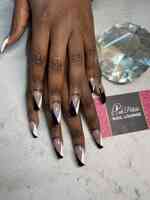 Pink polish nails lounge
