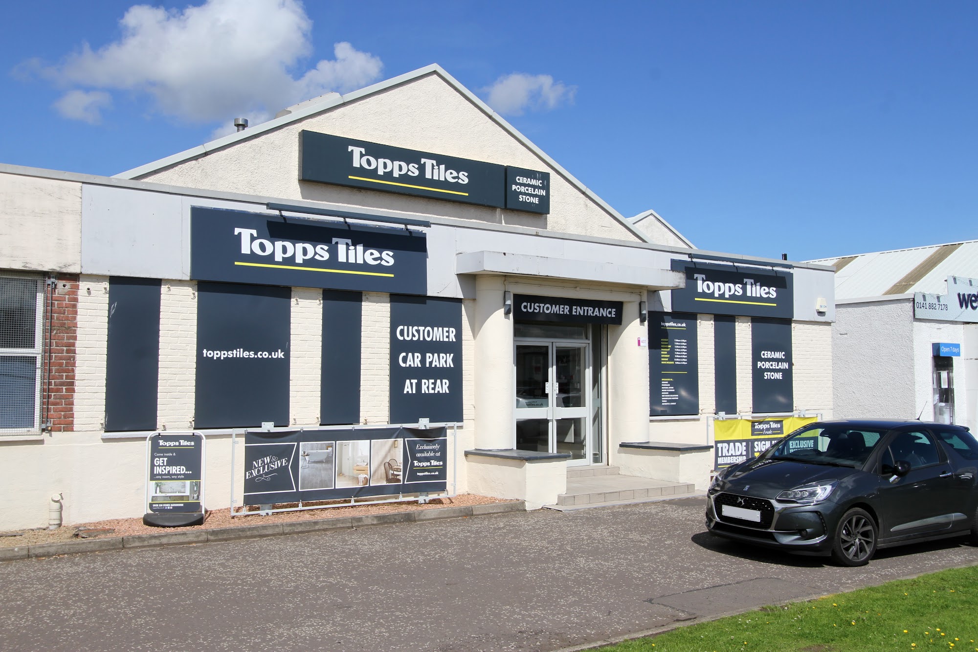 Topps Tiles Hillington - SUPERSTORE