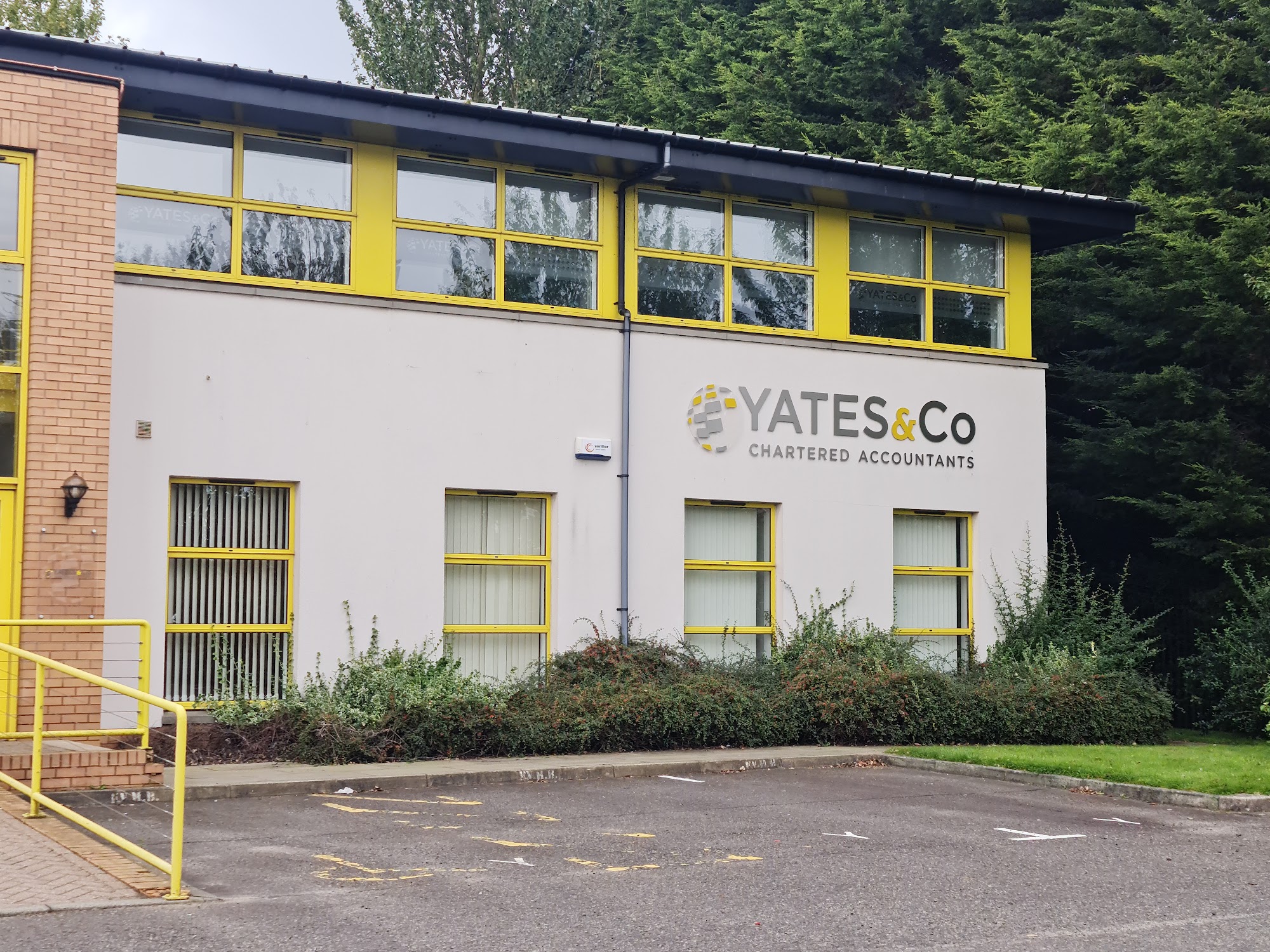 Yates & Co