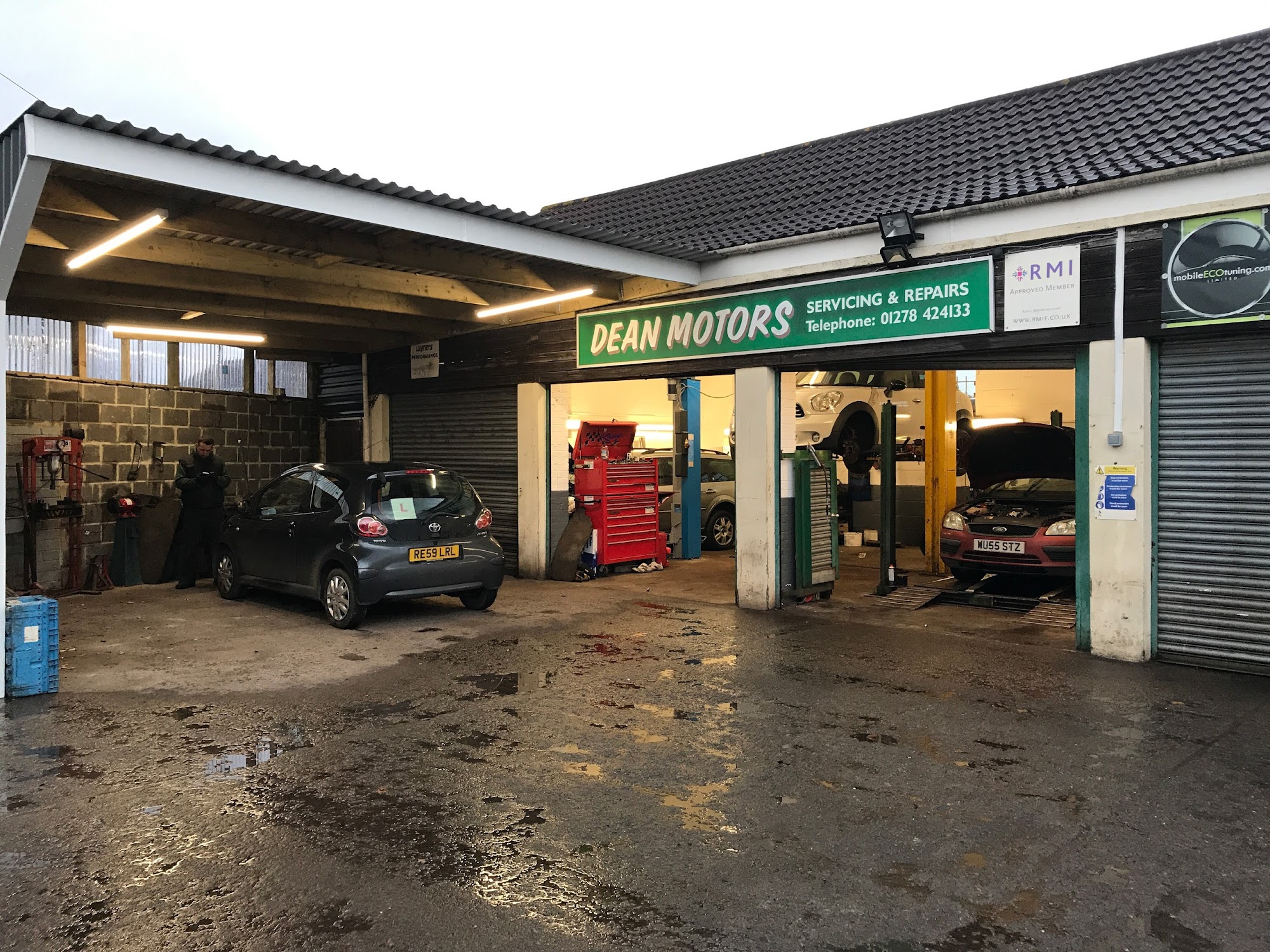 Dean Motors